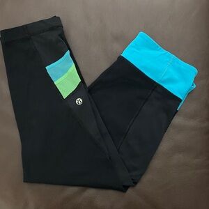 Lululemon cropped Retro Leggings - size S